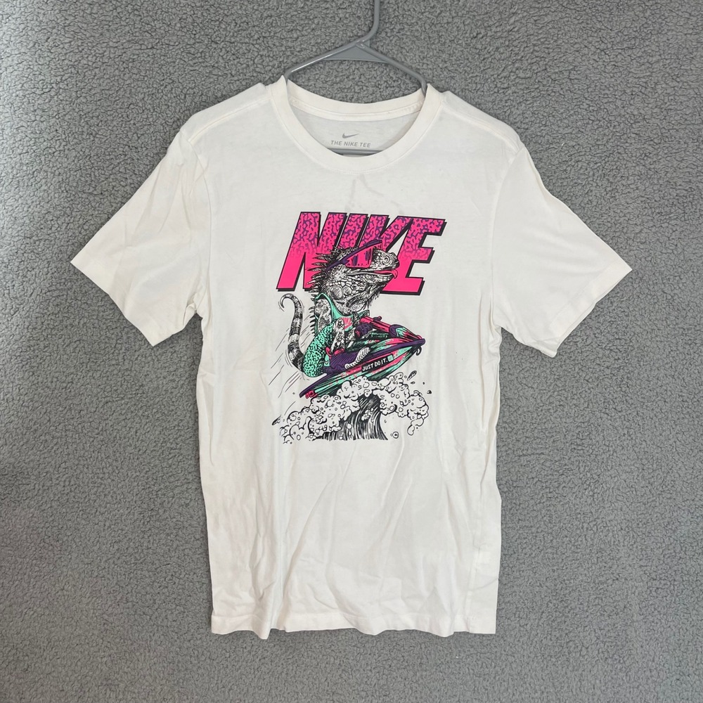 Nike Tee Men's‎ size small White Graphic Print Lizard Surfing T Shirt Top
